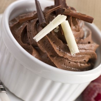 Mousse cremosa de chocolate para niños