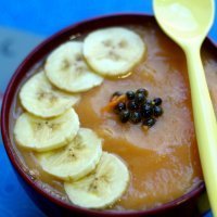 Crema de papaya, plátano y manzana asada. Postre sano para niños