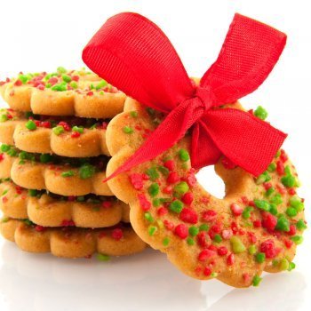 Coronas navideñas de galleta y almendras