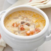 Sopa de pescado sencilla para niños enfermos