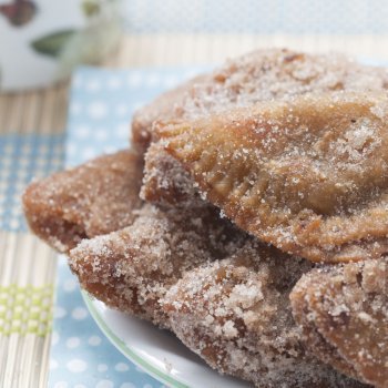 Casadielles frites, postre asturiano de Carnaval