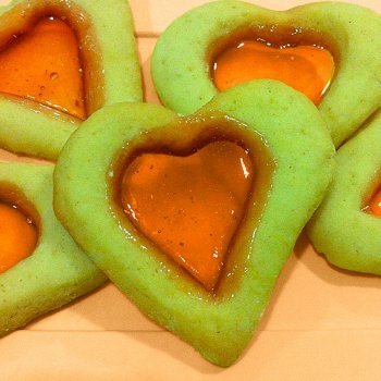 Galletas de cristal en forma de corazón