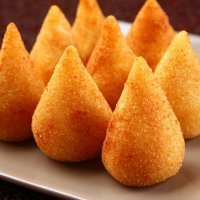 Muslitos de pollo rellenos o coxinha de frango: receta brasileña