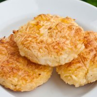 Hamburguesas de arroz con pollo para los niños