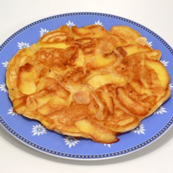 Tortitas de manzana para el desayuno de los niños