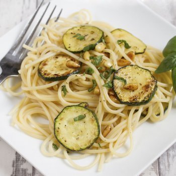 Espaguetis con calabacín