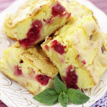 Receta de bizcocho casero con cerezas