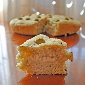 Focaccia de aceitunas y orégano, sabor italiano