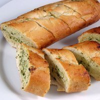 Pan de ajo. Receta para acompañar la comida de los niños