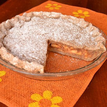 Tarta de manzana sin lácteos. Postre para niños alérgicos