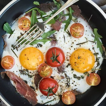 Huevos al plato