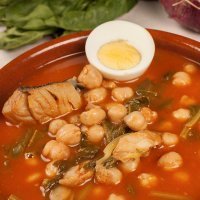 Potaje de garbanzos y bacalao para Semana Santa