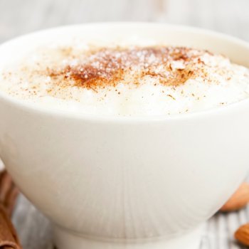 Puches, gachas dulces con picatostes