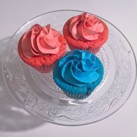 Cupcakes de colores para una fiesta infantil