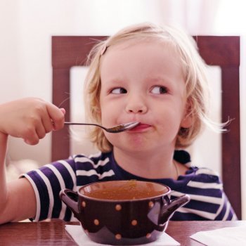 Cremas y purés nutritivos para niños