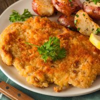Receta de Cachopo de ternera. Cocina española para niños