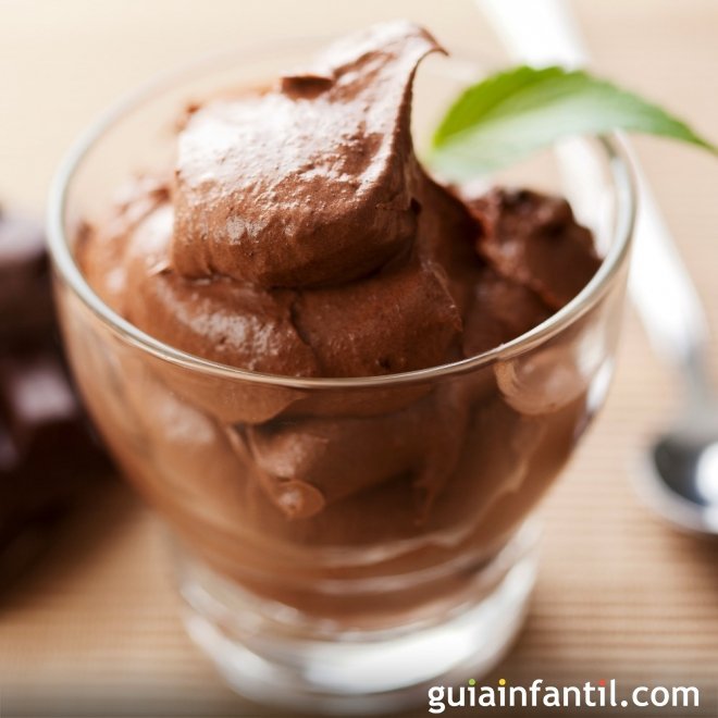 Mousse rápido con nutella. Merienda para niños