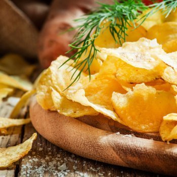 Receta de patatas fritas o chips de bolsa