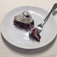 Clafoutis o tarta de cerezas sin horno. Recetas fáciles para toda la familia