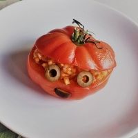 Cómo hacer calabazas de Halloween con tomates asados. Recetas de trampantojo
