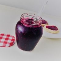 Mermelada casera de moras. Recetas para niños