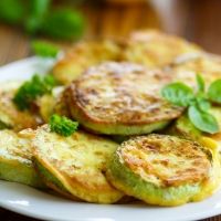Calabacín rebozado. Receta con verduras para niños