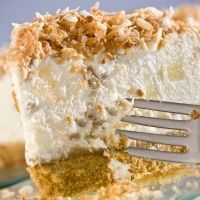 Cheesecake de piña colada. Un postre refrescante para la familia