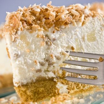 Cheesecake de piña colada. Un postre refrescante para la familia