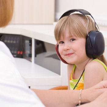 La hipoacusia infantil - Pruebas para detectar la sordera en los niños