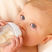 ¿Qué es la caries del biberón y cómo podemos prevenirla?