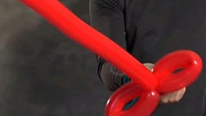 Globoflexia para niños. Aprende a hacer una espada de caballero