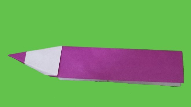 Papiroflexia, cómo hacer un lápiz de papel