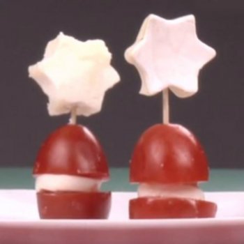 Canapé de pincho de estrella para los niños en Navidad