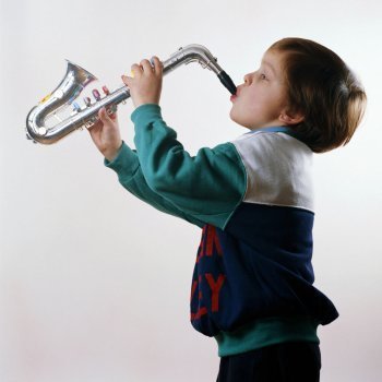 A qué edad pueden los niños comenzar a tocar un instrumento