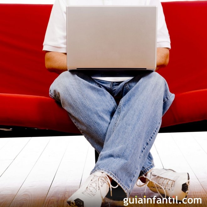 ¿Tener el portátil en el regazo afecta la fertilidad del hombre?