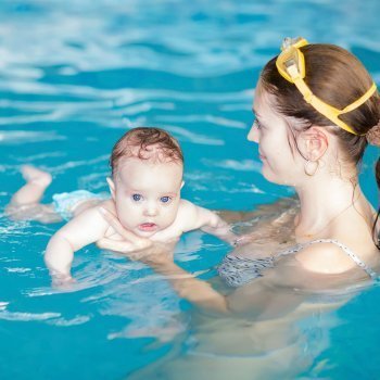 Aprendizaje y ejercicios en el agua, sin material