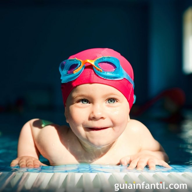Beneficios de la iniciación acuática para los bebés