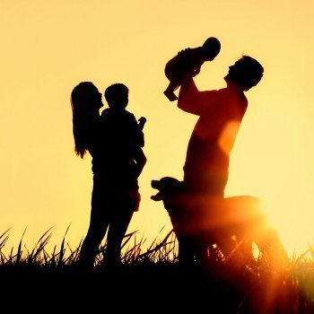 Adopción: el momento en el que padres e hijos se encuentran