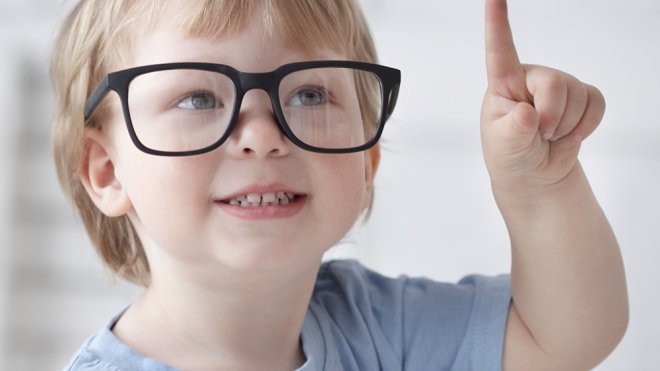Cómo tratar la miopía en la infancia