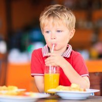 4 vitaminas que todos los niños necesitan