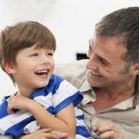 ¿Debemos ser amigos de nuestros hijos?