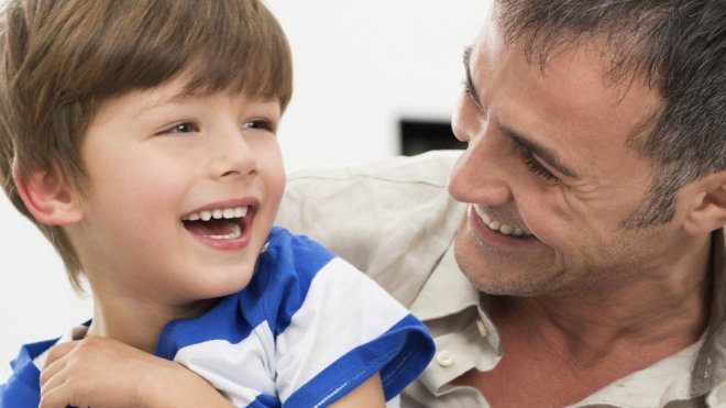 ¿Debemos ser amigos de nuestros hijos?