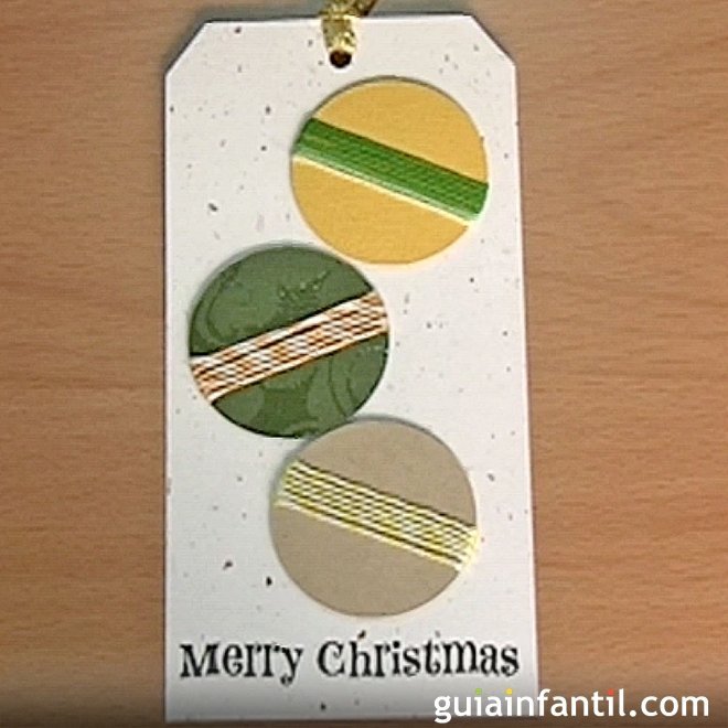 Postales para Navidad, tarjeta con bolas. Manualidades con niños