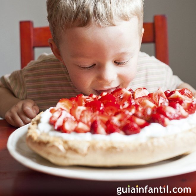 Cómo frenar los niños ansiosos con la comida