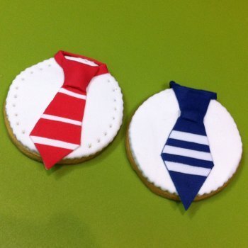 Cómo decorar una galleta con forma de corbata