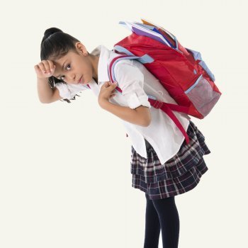 Las causas del dolor de espalda en los niños