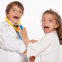 Cuándo los niños juegan a tocarse con otros niños ¿qué hacer?