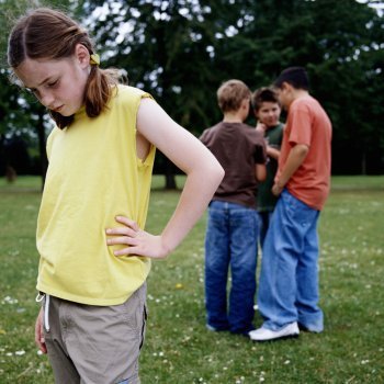 Qué niños son más propensos a sufrir acoso escolar