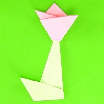 Cómo hacer un tulipán de papel. Manualidades de origami