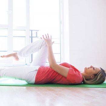 Ejercicio para mejorar la circulación de las piernas tras el parto